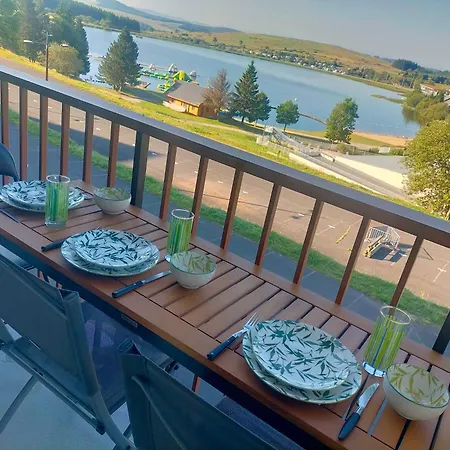 Апартаменты Situe En Plein Centre A Deux Pas Des Pistes. Бес-э-Сент-Анастез